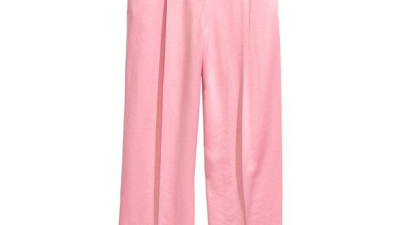 Spring Court B2 Canvas